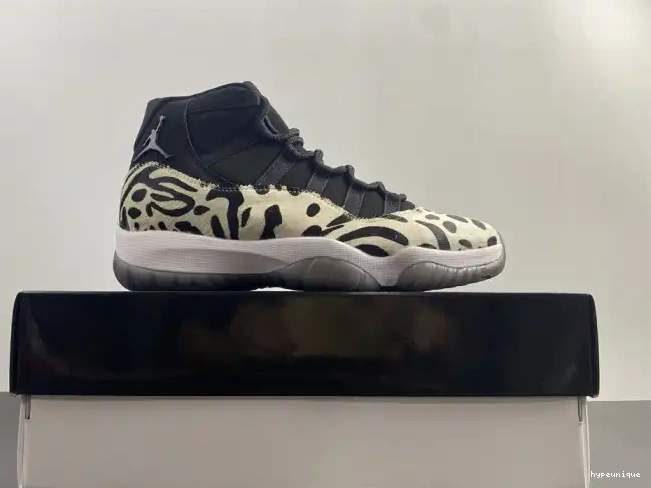 HYPE AR0715-010 INSTINCT JORDAN ANIMAL AIR 11 0606
